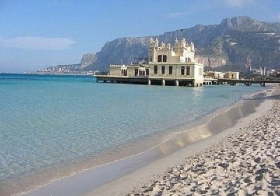 Casa Vacanze Appartamento Apartment In Villa A Mondello